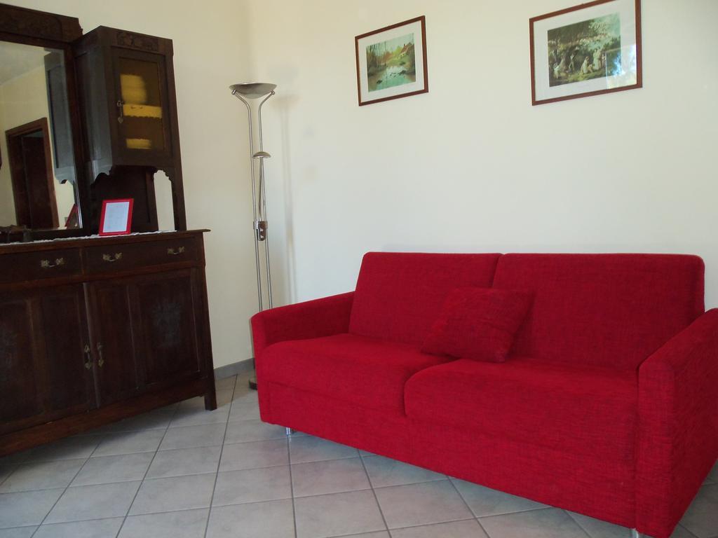 Vila Casa Dei Ciliegi CastellʼAlfero Pokoj fotografie