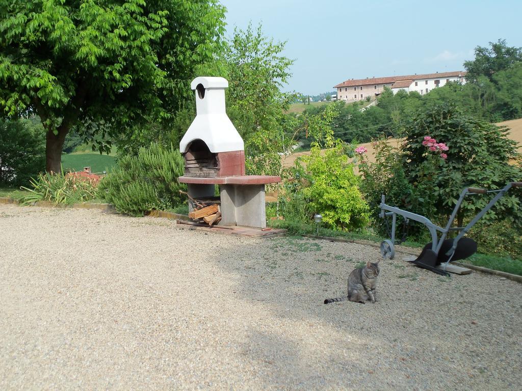 Vila Casa Dei Ciliegi CastellʼAlfero Pokoj fotografie