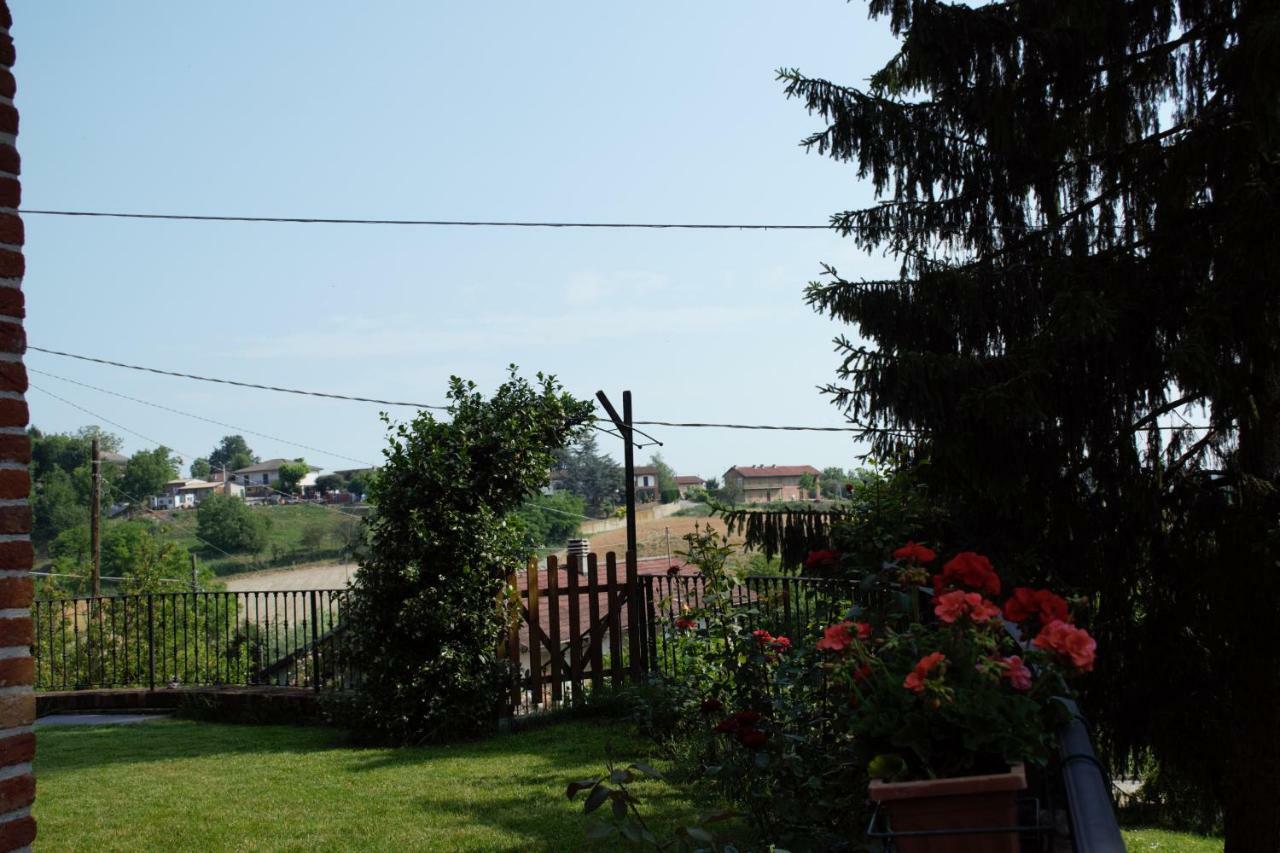 Vila Casa Dei Ciliegi CastellʼAlfero Exteriér fotografie